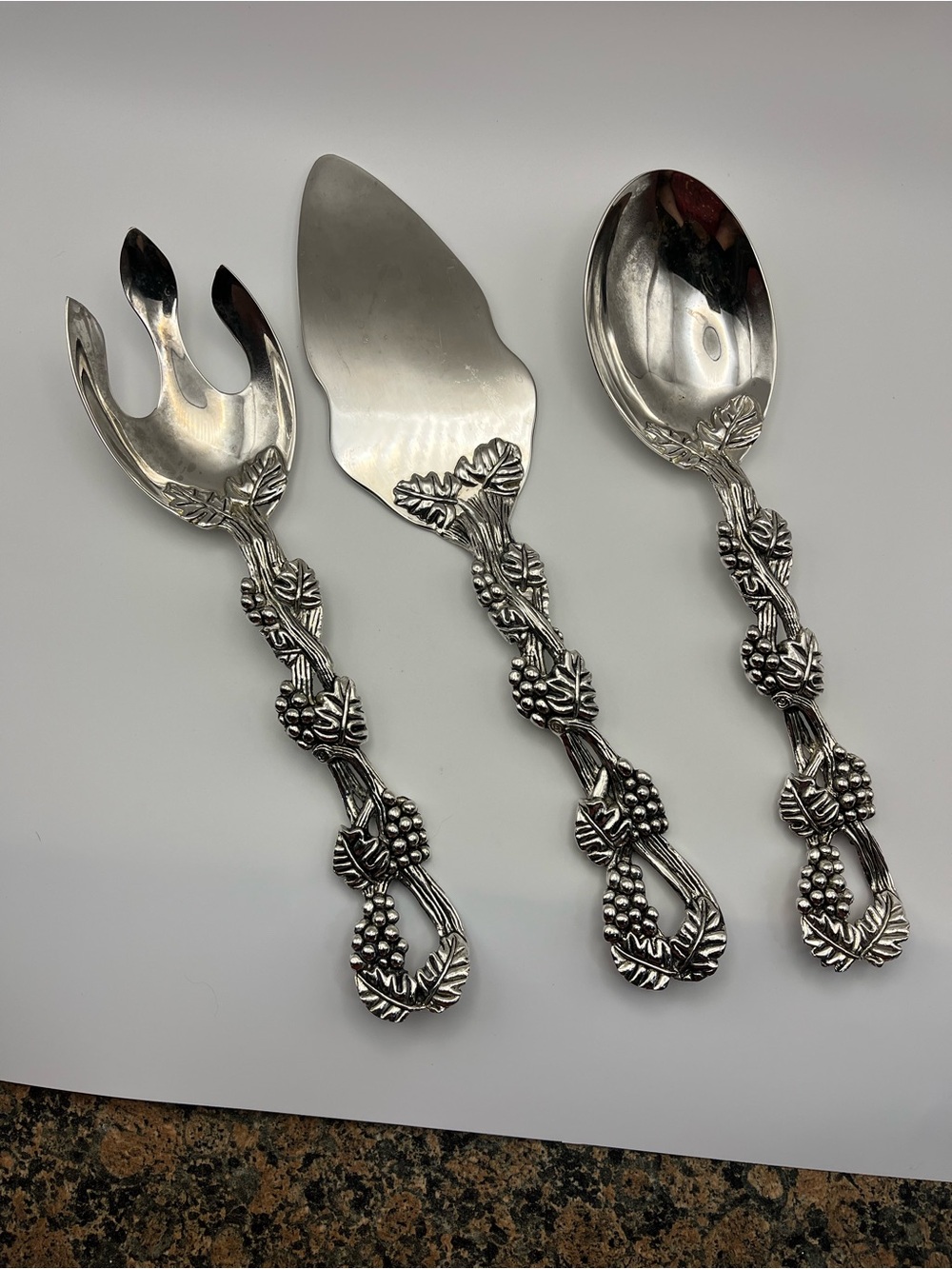 Godinger Silverplate Grape Vine 3-Piece Serving Set